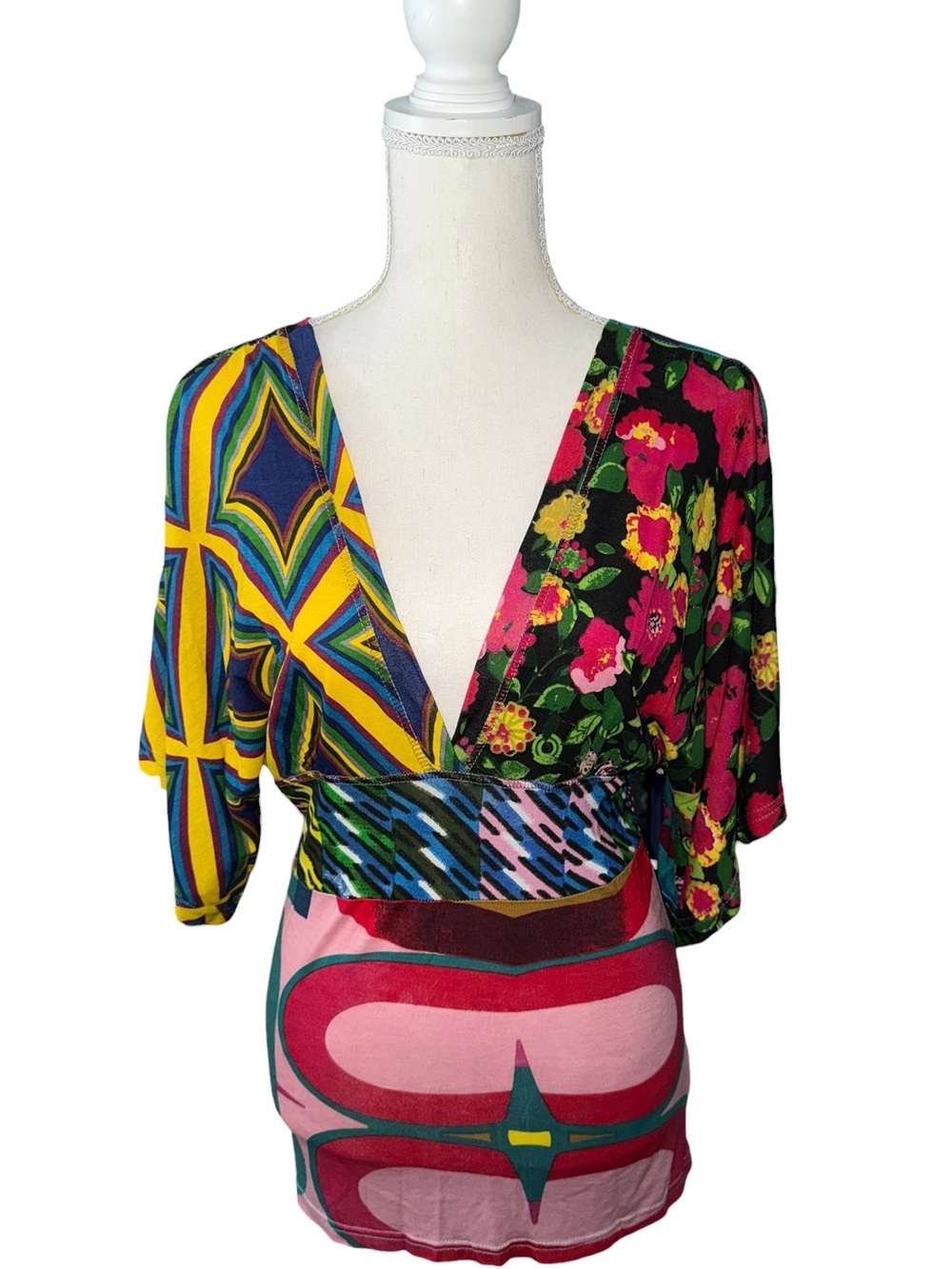 Desigual NWT y2k Vintage! Mirianna Colorful Mixed media print V-Neck Blouse